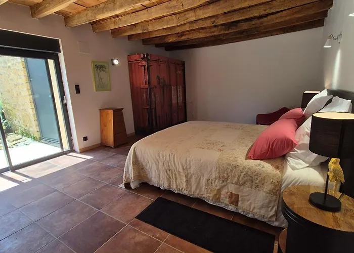 Le Loft Sarladais à 2 Km Du Centre-ville De Hébergement de vacances
